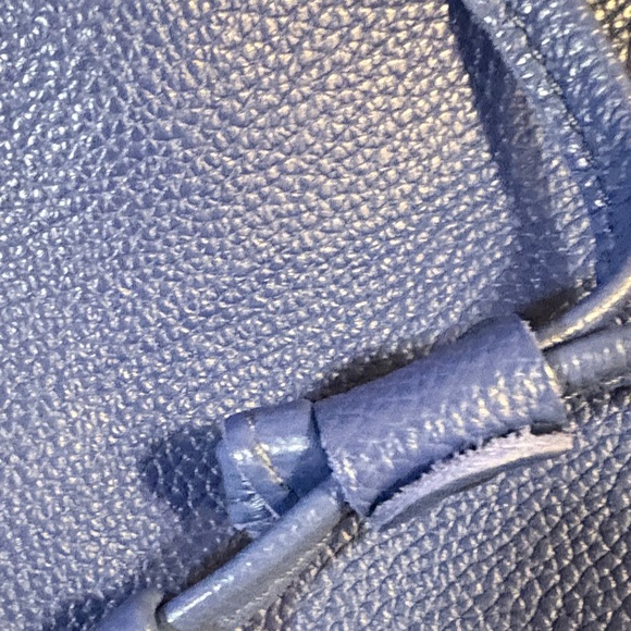 Portland Leather Bucket Bag - Picture 10 of 11